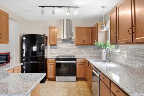 20731 Tayman Oaks Dr, Cypress, TX, 77433-4541 | Card Image