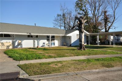 8020 Macon Street, House other with 4 bedrooms, 2 bathrooms and null parking in Metairie LA | Image 2