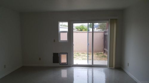 417 N Citrus Ave, Escondido, CA, 92027-2763 | Card Image