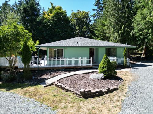 24 Makah Way, La Conner, WA, 98257-9504 | Card Image