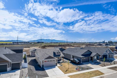 8892 W Swather Ave, Rathdrum, ID, 83858-5268 | Card Image