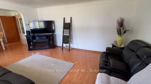 295 Road 2 W, Kingsville, ON, N9Y2E4 | Card Image