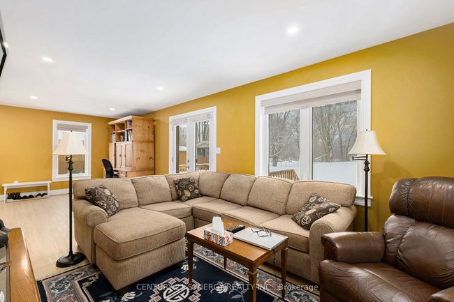 22 Victoria St, House other with 3 bedrooms, 2 bathrooms and 6 parking in Jasper ON | Image 6