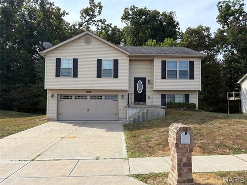 1118 Marathon Dr, Foristell, MO, 63348-2607 | Card Image