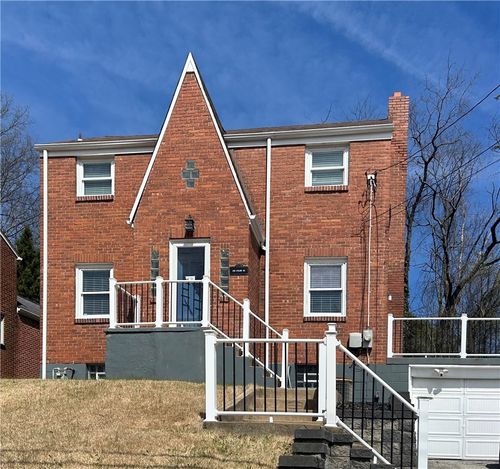 2415 Collins Rd, Pittsburgh, PA, 15235-4906 | Card Image