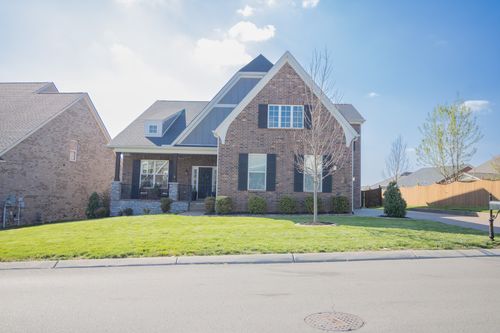 3061 Oxford Dr, Mount Juliet, TN, 37122-8578 | Card Image