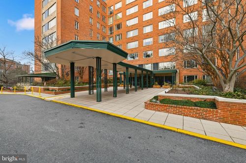 apt-8002-4301 Massachusetts Ave Nw, Washington, DC, 20016-5566 | Card Image