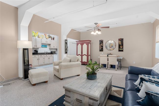 APT-12 - 148 Bernon St, Condo with 2 bedrooms, 1 bathrooms and 2 parking in Woonsocket RI | Image 4