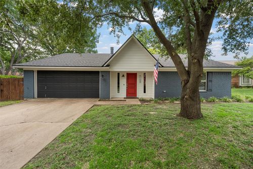 7104 Canterbury Dr, Waco, TX, 76712-3964 | Card Image