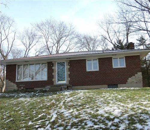 10040 Kaser, Piqua, OH, 45365 | Card Image