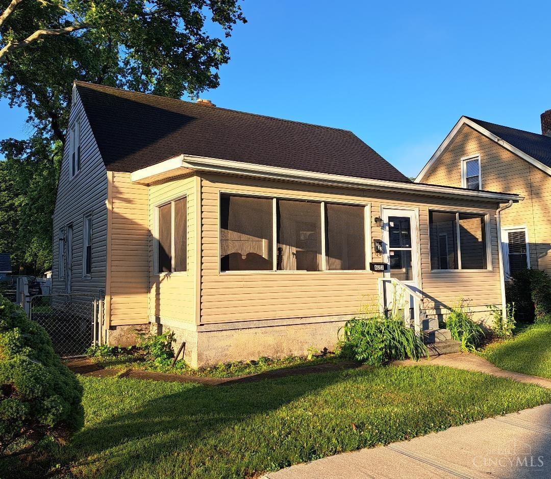 Hayes Ave, Hamilton, OH 45015