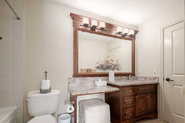 10 Spring Valley Pl Sw, House other with 5 bedrooms, 5 bathrooms and 6 parking in Calgary AB | Image 36