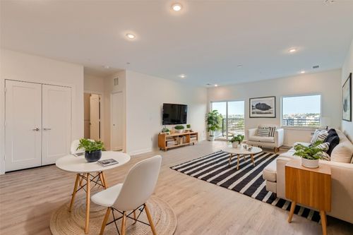 apt-305-4802 S Congress Ave, Austin, TX, 78745-2593 | Card Image