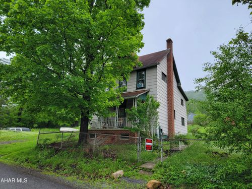 575 Thomastown Rd, Tyrone, PA, 16686-8336 | Card Image