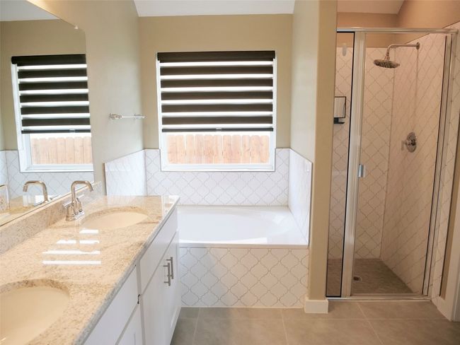 Primary bath-Separate shower | Image 14