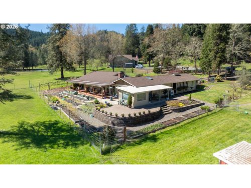 1868 Larson Rd, Roseburg, OR, 97471-4978 | Card Image