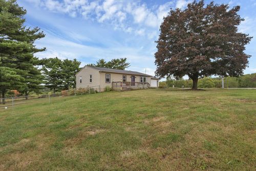 7880 Martinsburg Rd, St. Louisville, OH, 43071-9742 | Card Image