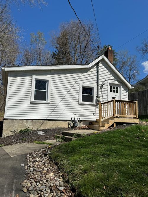 211 Winfield St, Corning, NY, 14830-1500 | Card Image