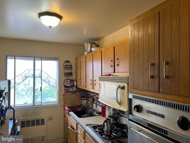 APT-6F - 1517 Hill Rd, Condo with 1 bedrooms, 1 bathrooms and null parking in READING PA | Image 5