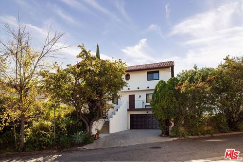 4249 Torreon Dr, Woodland Hills, CA, 91364-5437 | Card Image