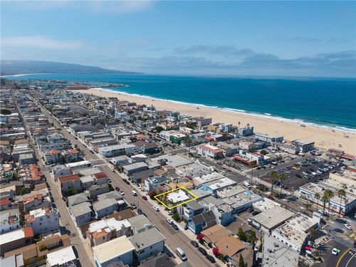 1111 Manhattan Ave, Hermosa Beach, CA, 90254-3726 | Card Image