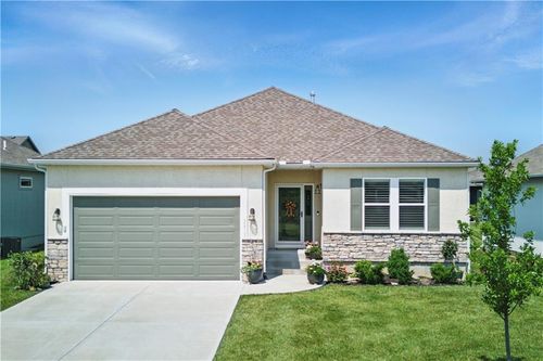 2413 Sunnyvale Ct, Blue Springs, MO, 64015-7511 | Card Image