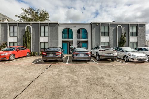 apt-106-2106 Bennett Ave, Dallas, TX, 75206-8596 | Card Image