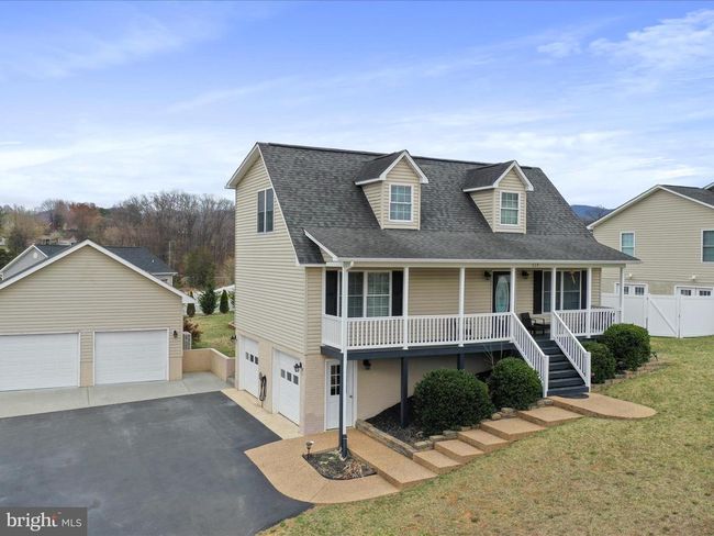 317 Locustdale Loop, House other with 3 bedrooms, 3 bathrooms and null parking in SHENANDOAH VA | Image 47