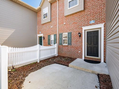 786 Spring Valley Dr, Lewis Center, OH, 43035-9443 | Card Image