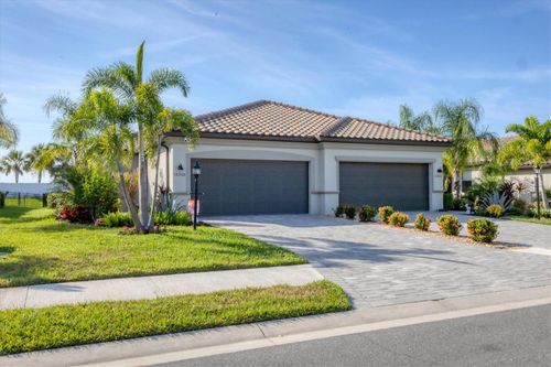 16008 Sunny Day Dr, BRADENTON, FL, 34211-1490 | Card Image