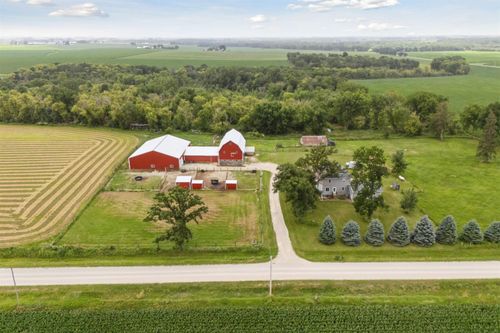 2682 110th St, Fredericksburg, IA, 50630-9010 | Card Image