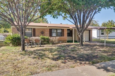 4829 Salem Drive, House other with 3 bedrooms, 1 bathrooms and null parking in Mesquite TX | Image 2