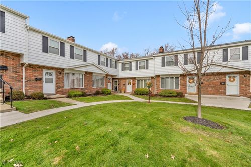 apt-c5-6486 State Rd, Parma, OH, 44134-4162 | Card Image