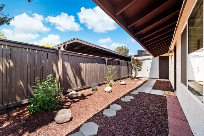 3403 Willis Dr, Condo with 3 bedrooms, 2 bathrooms and 1 parking in Napa CA | Image 12