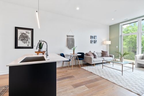 508-4513 N Clark St, Chicago, IL, 60640-8771 | Card Image