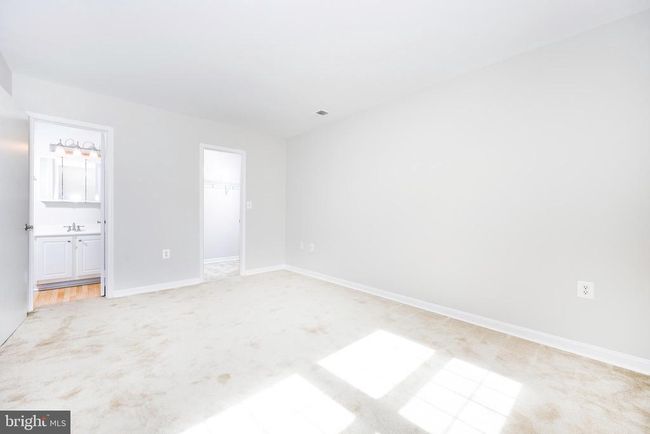 APT-304 - 8205 Whispering Oaks Way, Condo with 2 bedrooms, 2 bathrooms and null parking in GAITHERSBURG MD | Image 8