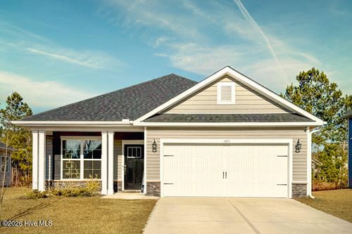 1011 Hot Rod Rd, New Bern, NC, 28562-4300 | Card Image