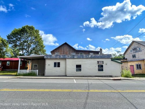 5951 Main St, Tannersville, NY, 12485-7721 | Card Image