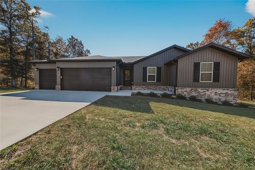 11 Kirkliston Ln, Bella Vista, AR, 72715-5804 | Card Image
