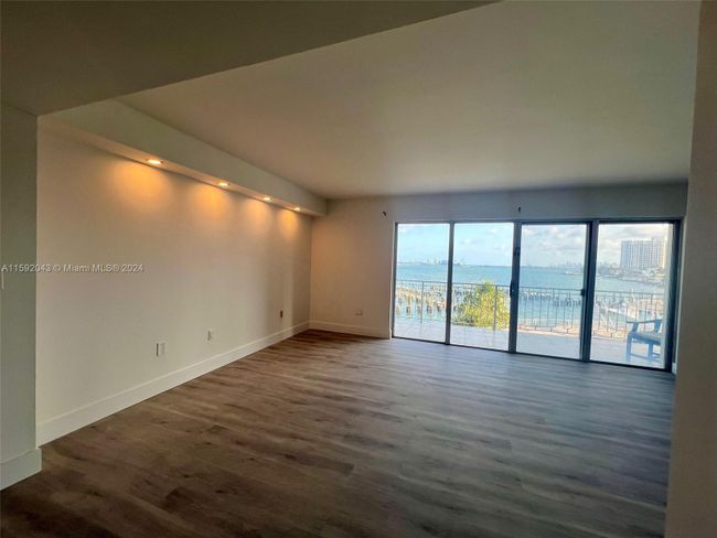 4D - 11111 Biscayne Blvd, Condo with 2 bedrooms, 2 bathrooms and null parking in Miami FL | Image 27