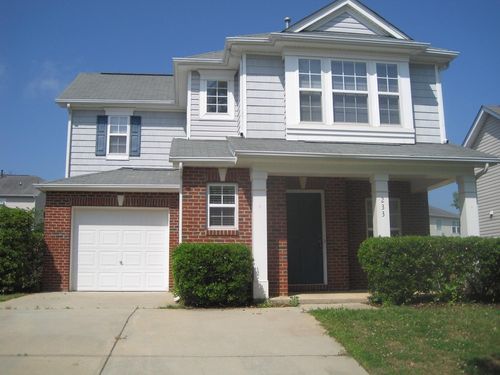 233 Milpass Dr, Holly Springs, NC, 27540-9652 | Card Image