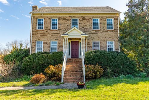 1075 Charmin Dr, Forest, VA, 24551-1151 | Card Image