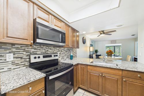 11-3021 Sir Hamilton Cir, TITUSVILLE, FL, 32780-4953 | Card Image