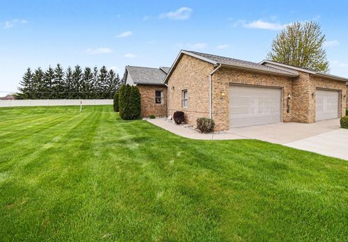 2770 Sable Ct, Mount Pleasant, MI, 48858-8093 | Card Image