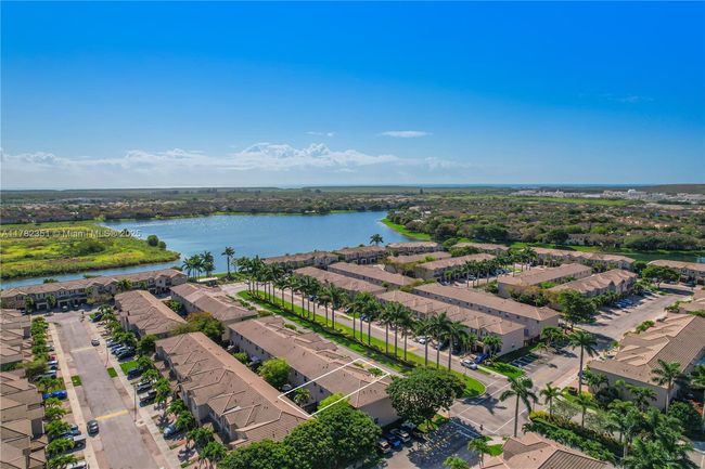 9369 Sw 221 St St, Townhouse with 2 bedrooms, 3 bathrooms and null parking in Cutler Bay FL | Image 48