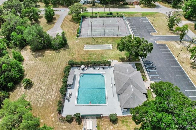 Community Amenities | Image 39