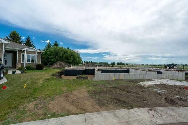 14 - 6519 46 St, Home with 2 bedrooms, 2 bathrooms and 3 parking in Wetaskiwin AB | Image 35