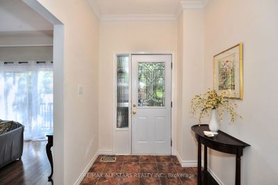 30 Ashglen Way, Condo with 3 bedrooms, 3 bathrooms and 1 parking in Unionville ON | Image 3