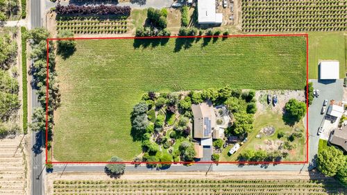 10550 E Kettleman Lane, Lodi, CA, 95240 | Card Image