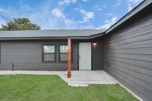 262 1/2 De Boll St, Houston, TX, 77022-2012 | Card Image